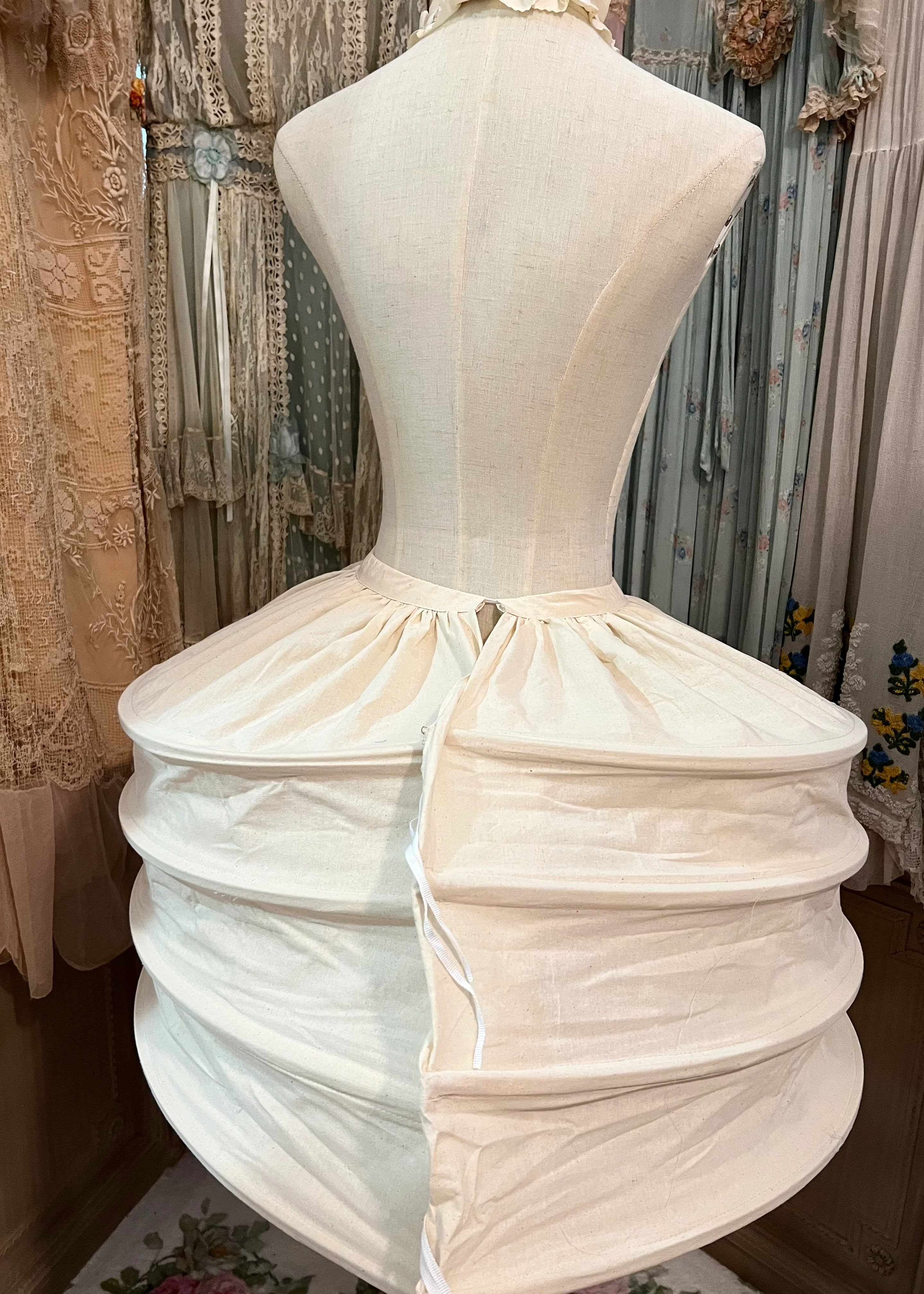 18th century panniers - Image 3