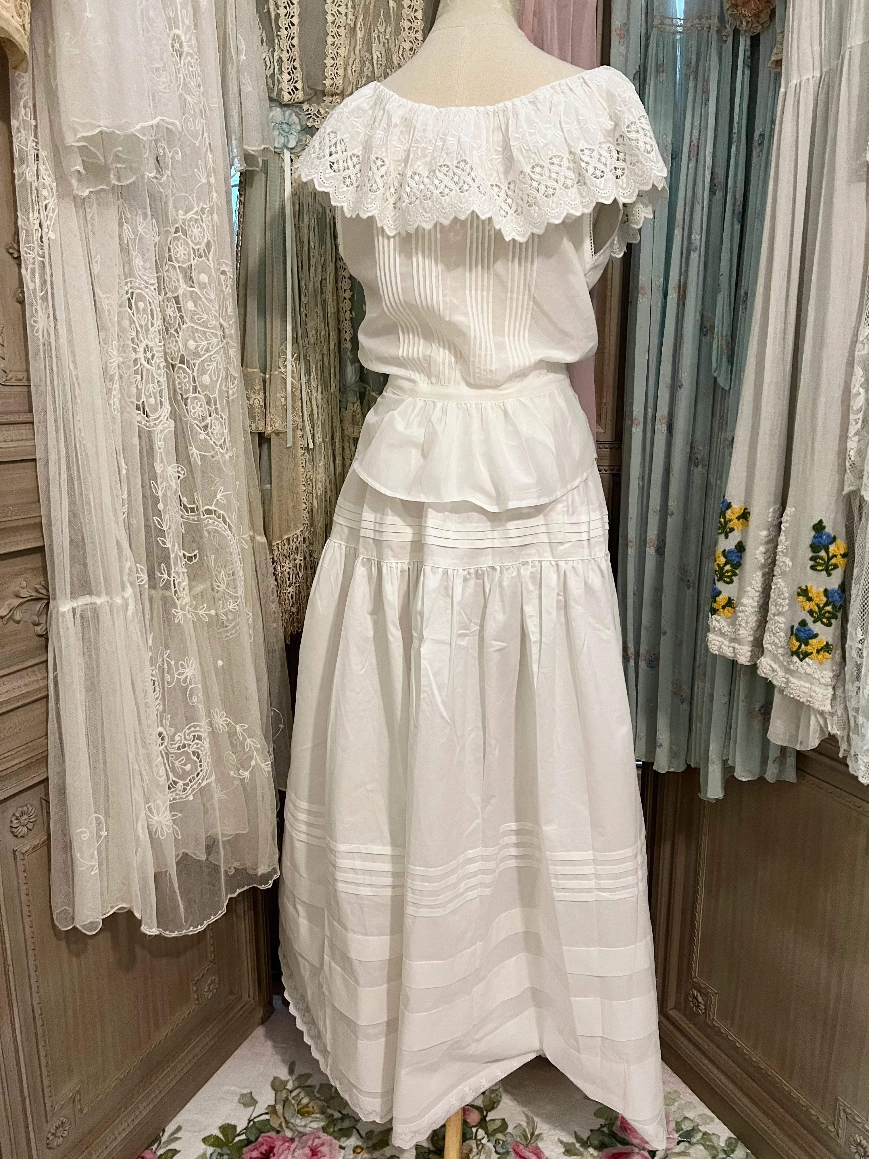 A walk in the clouds skirt - Image 15