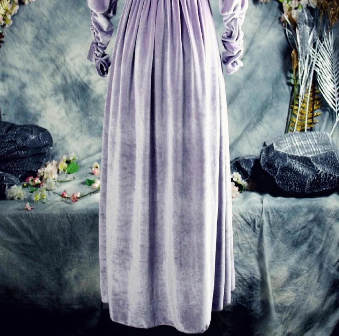 Artemis velvet dress - Image 10