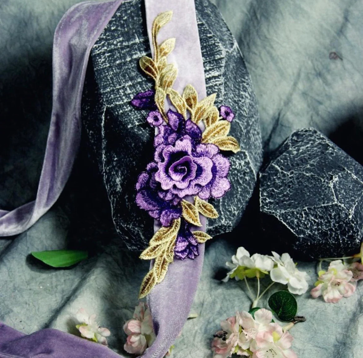 Artemis velvet dress - Image 11