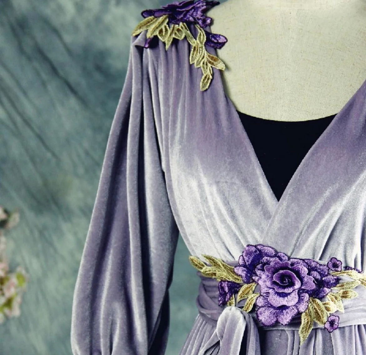 Artemis velvet dress - Image 5