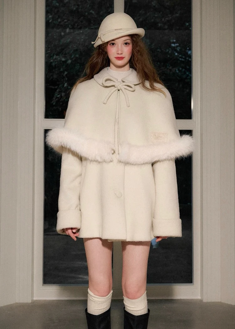 Bunny capelet coat - Image 6