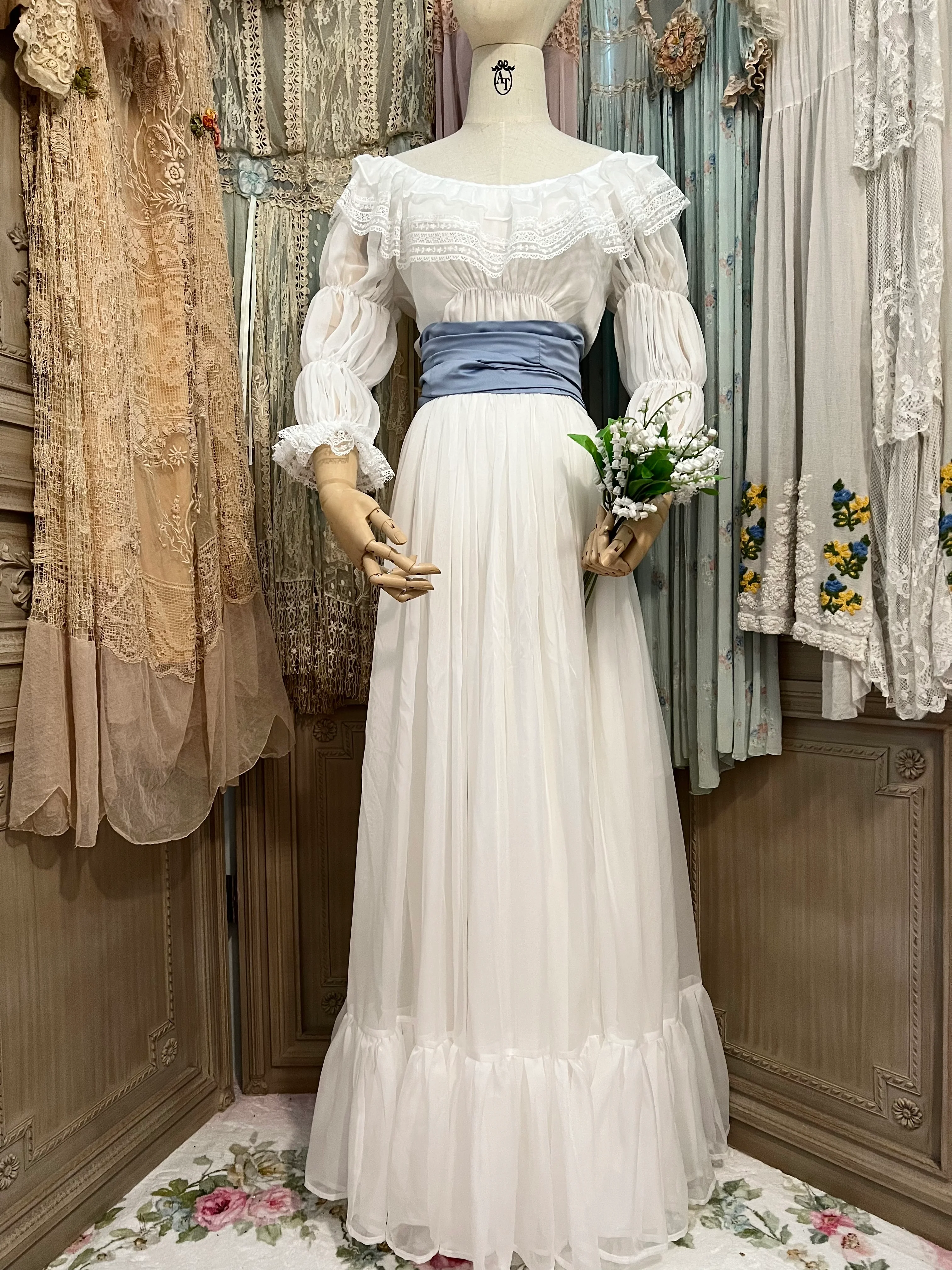 Chemise a la Reine - Image 17