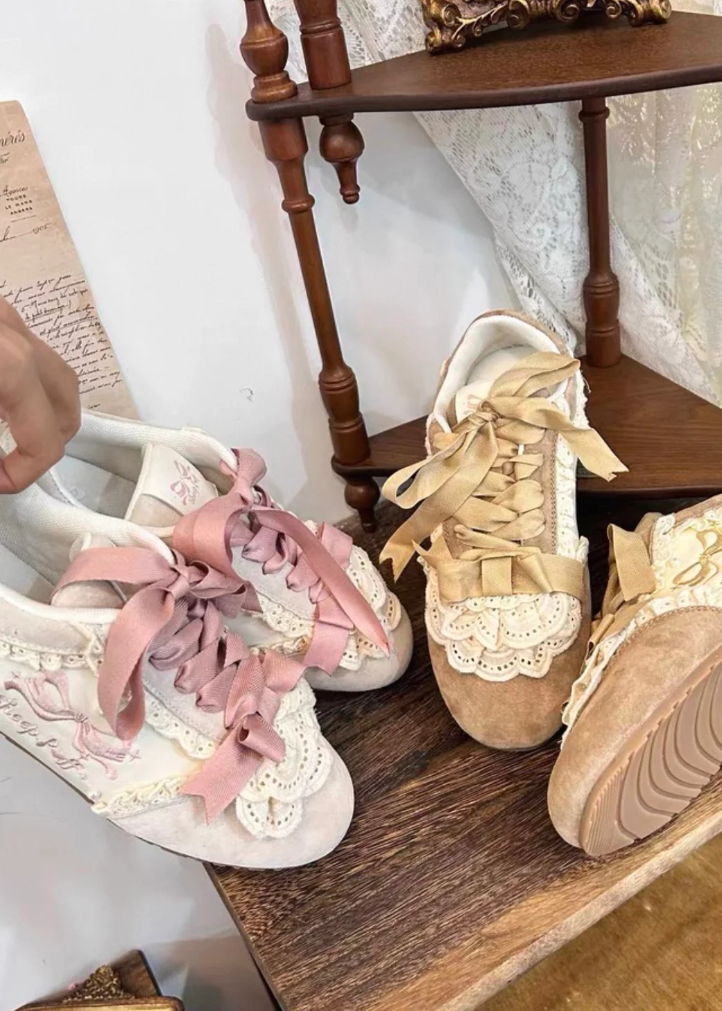 Dollette Sneakers - Image 5