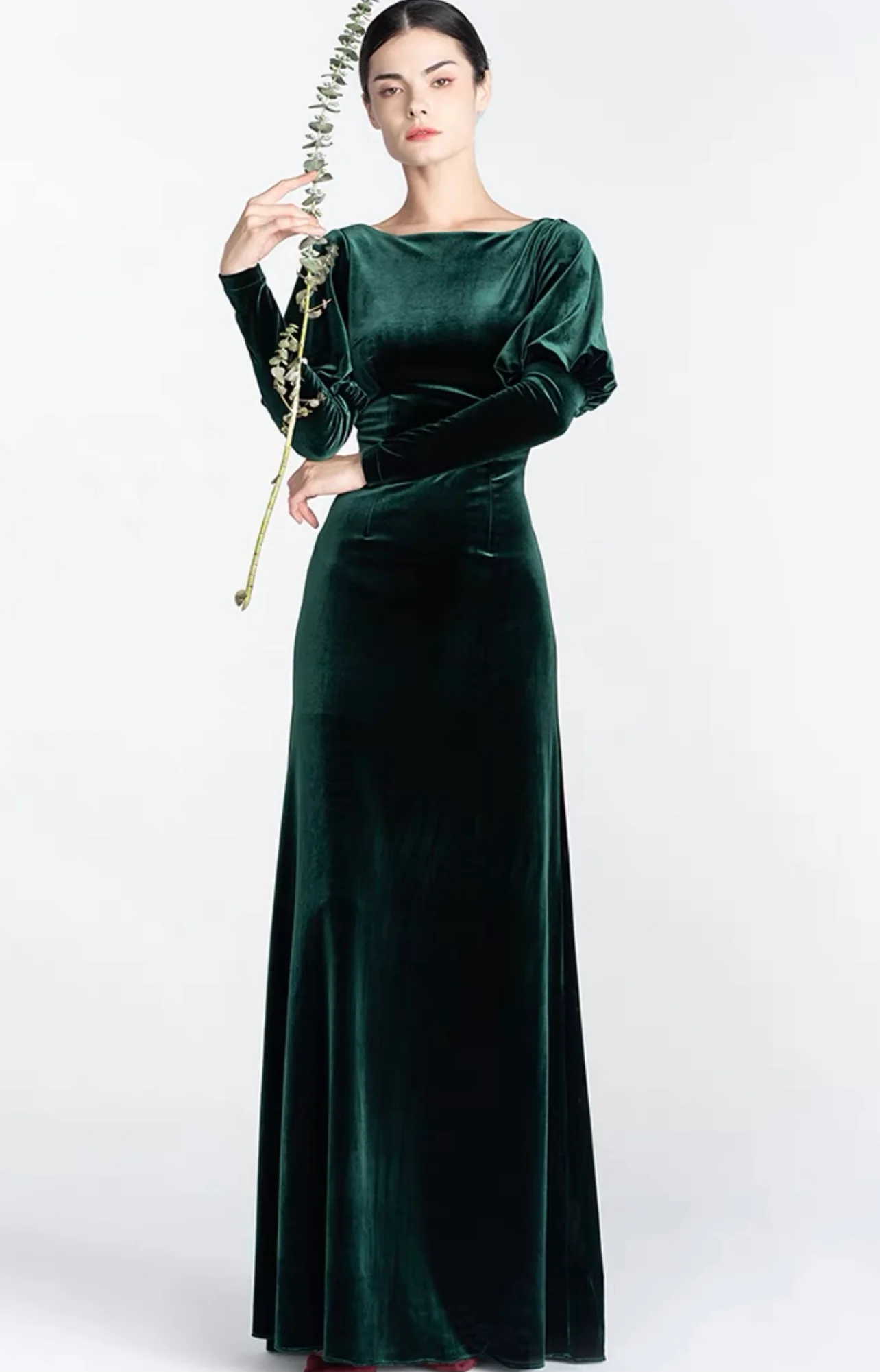 Emerald velvet dress - Image 4