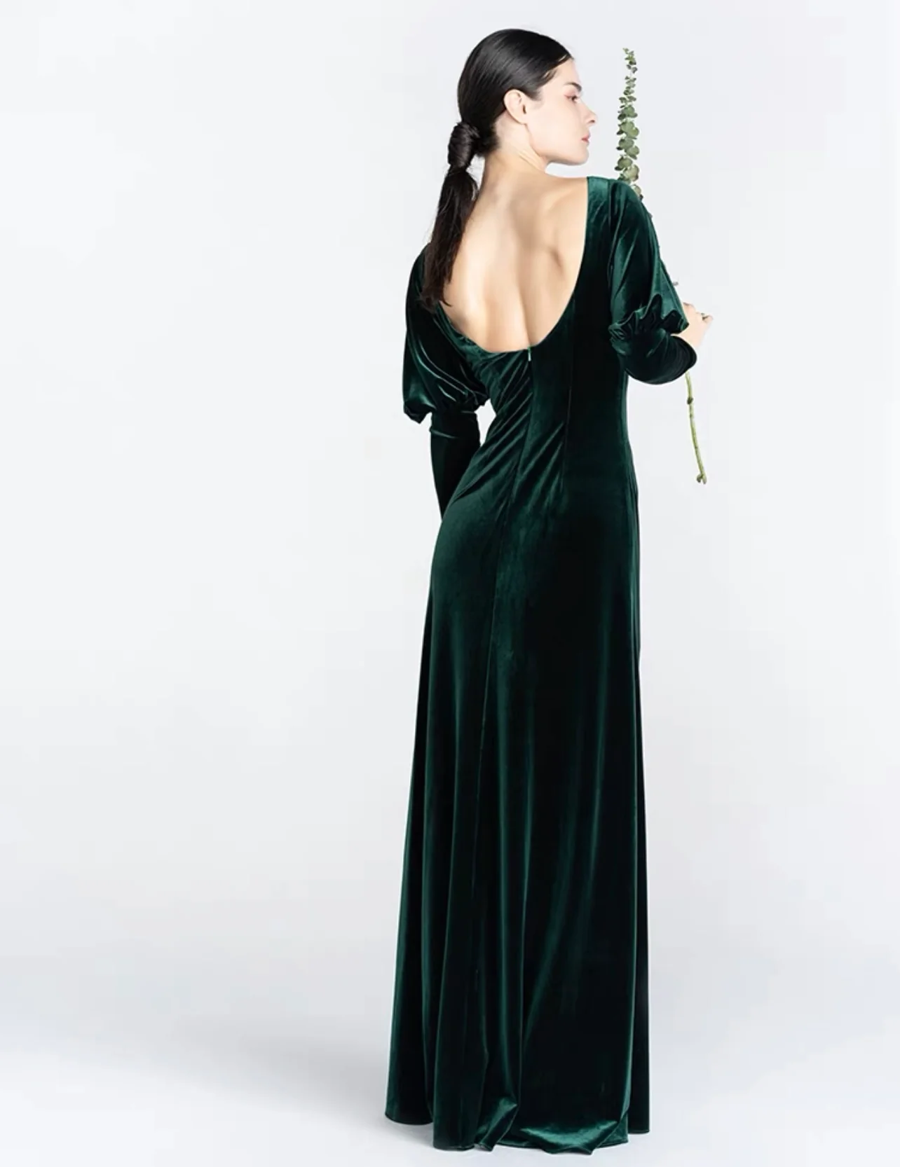 Emerald velvet dress - Image 6
