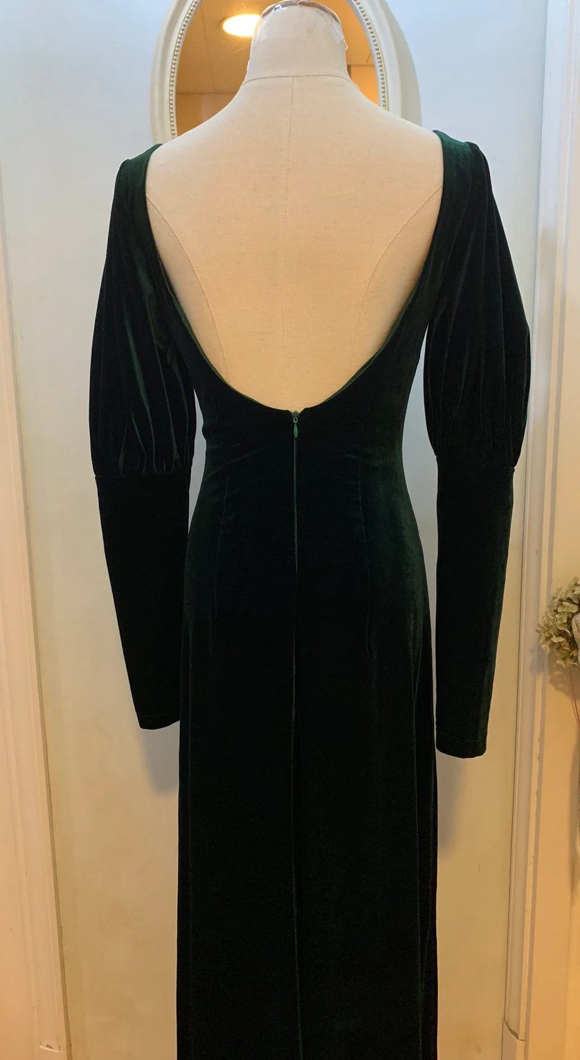 Emerald velvet dress - Image 8