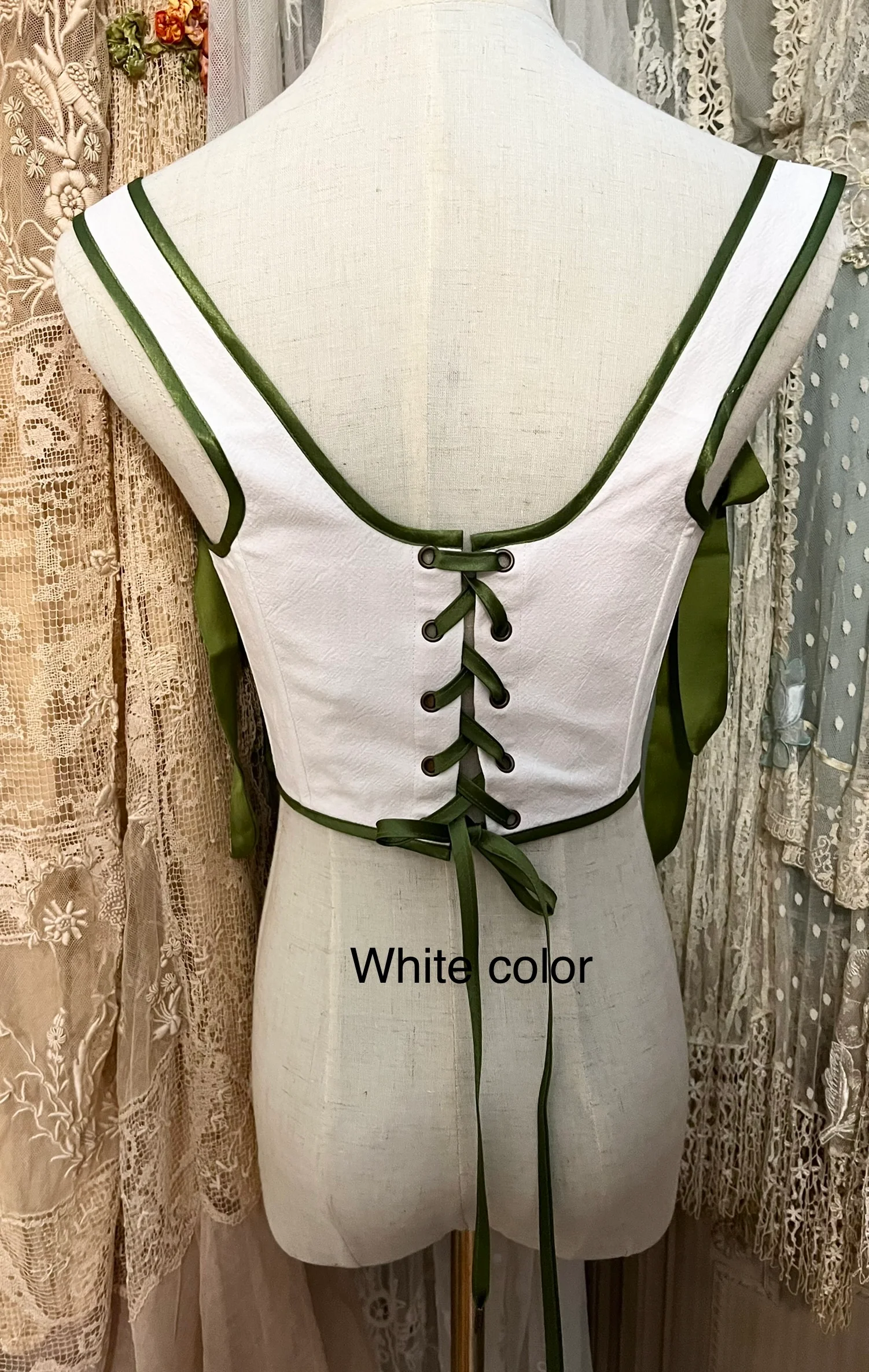 Ribbonwork Bouquet corset - Image 3