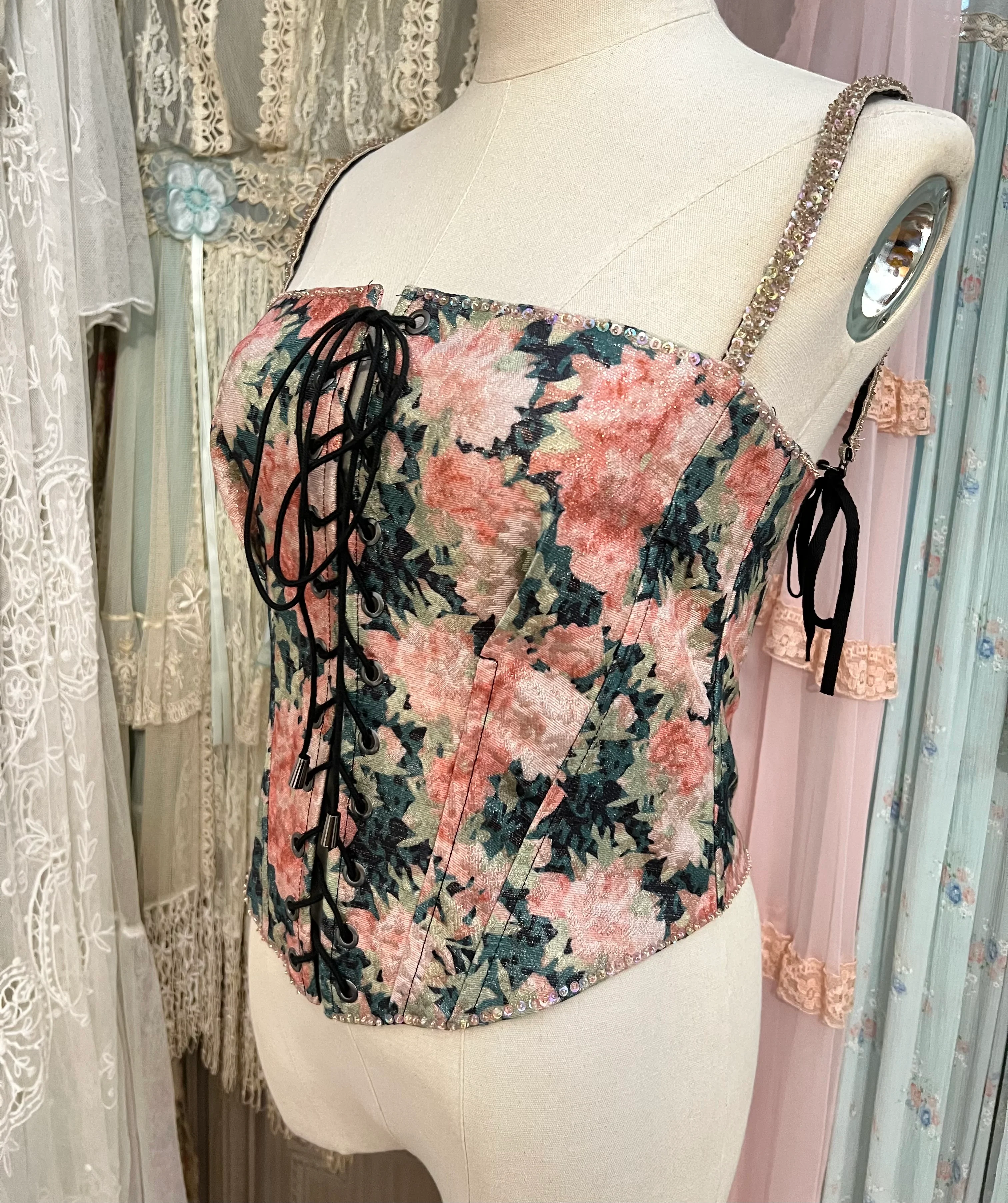 Flowerbomb corset (2 Colors available) - Image 12