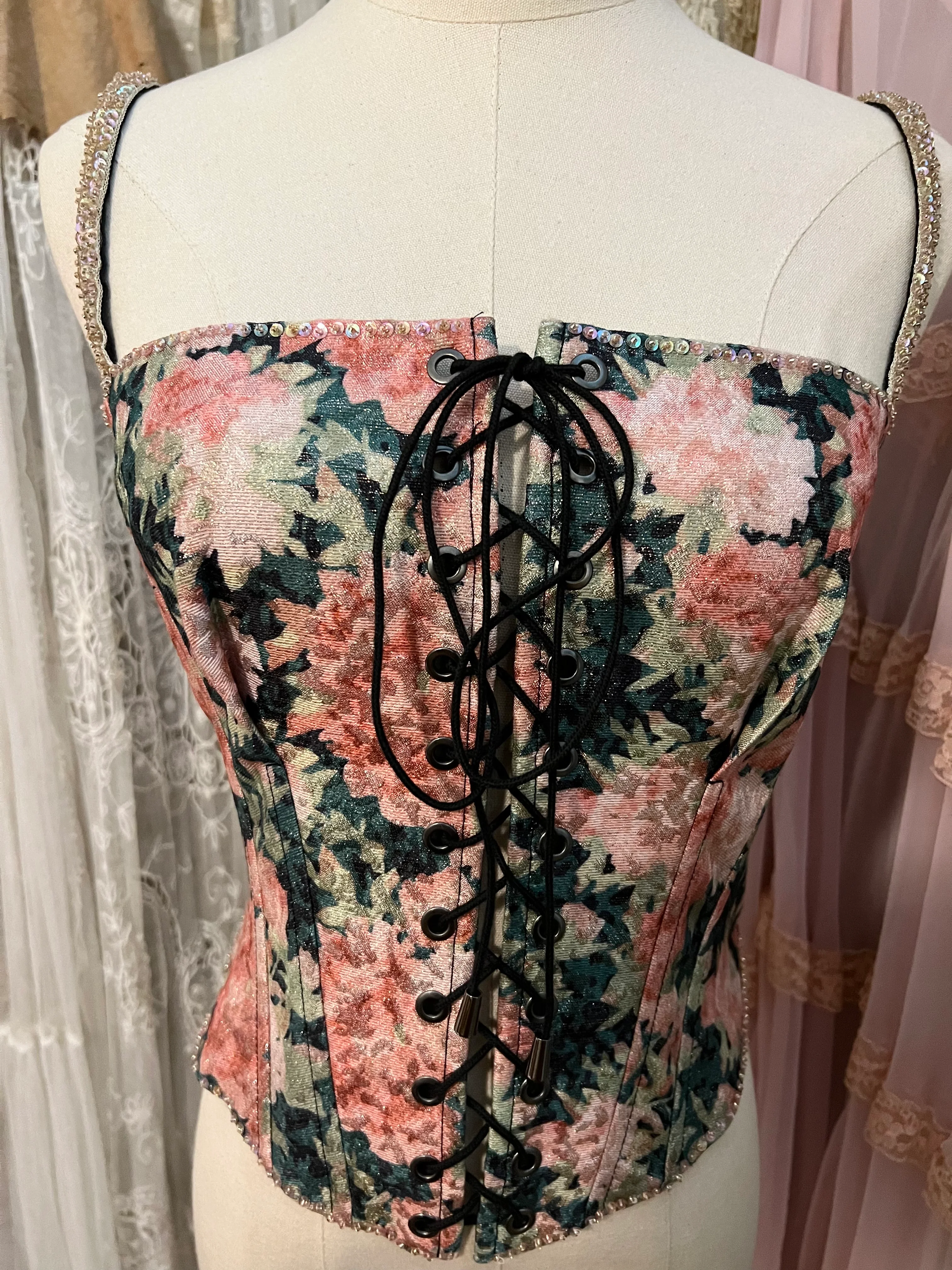 Flowerbomb corset (2 Colors available) - Image 13