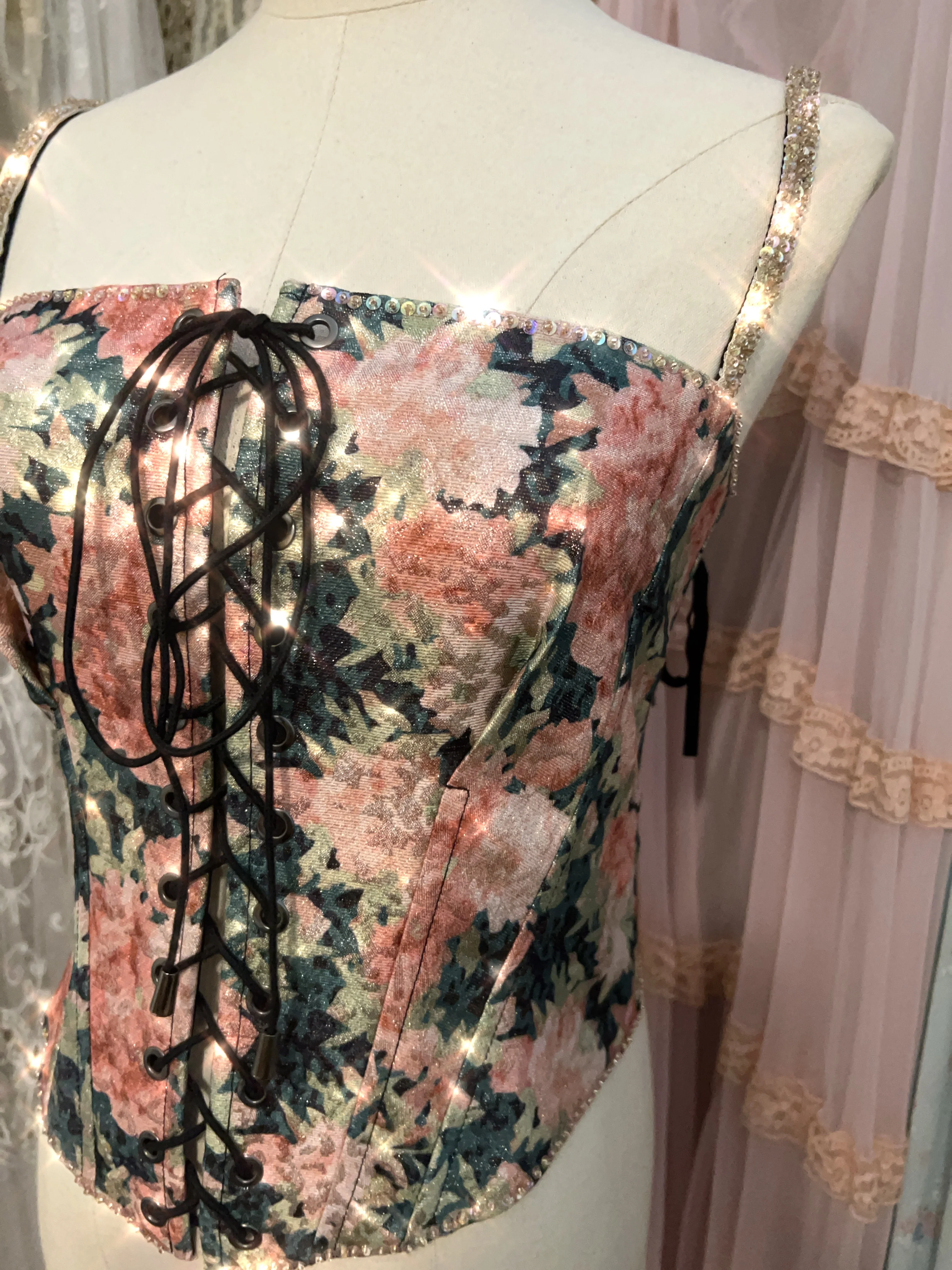 Flowerbomb corset (2 Colors available) - Image 14