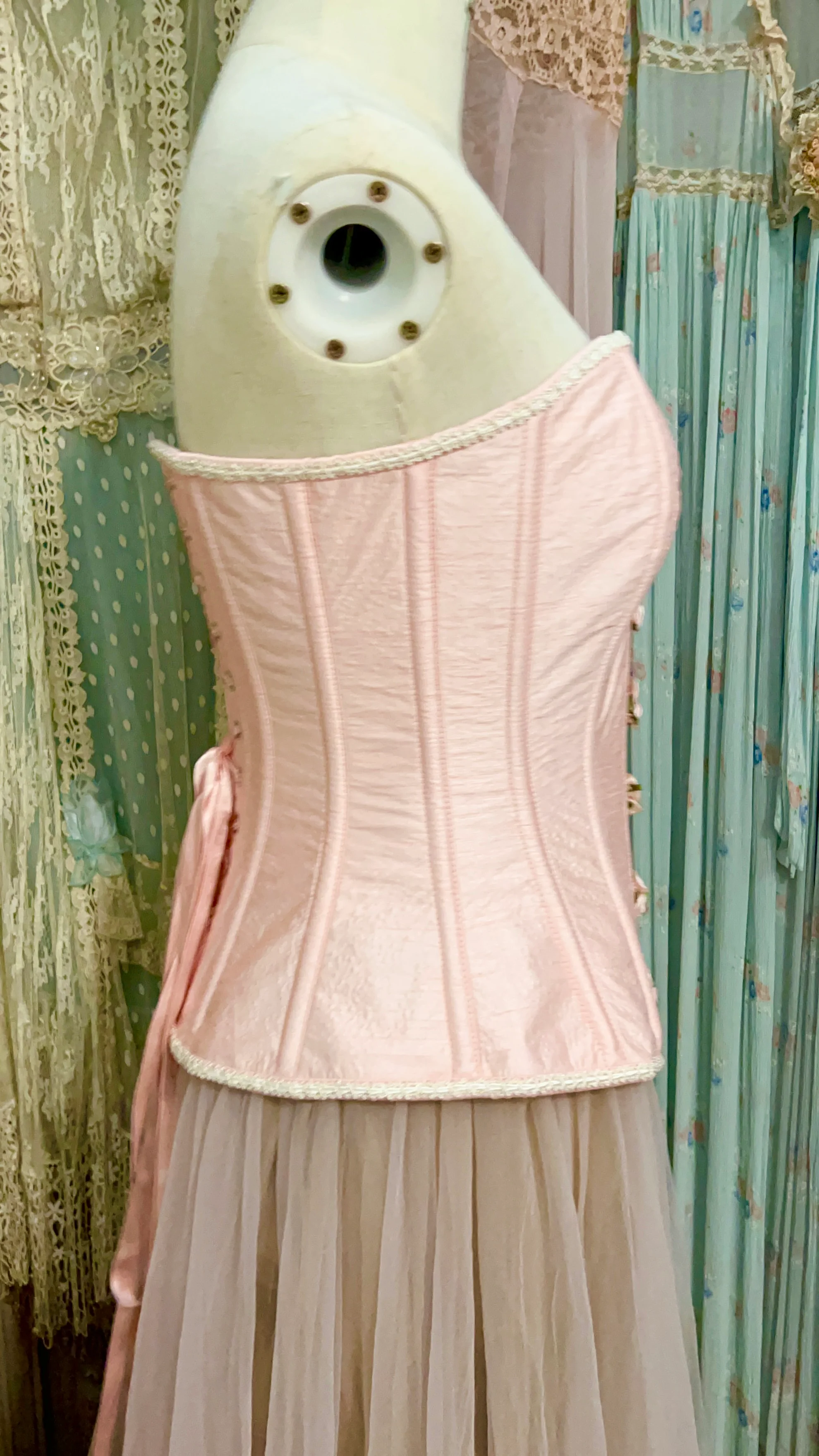 Giselle Corset - Image 11