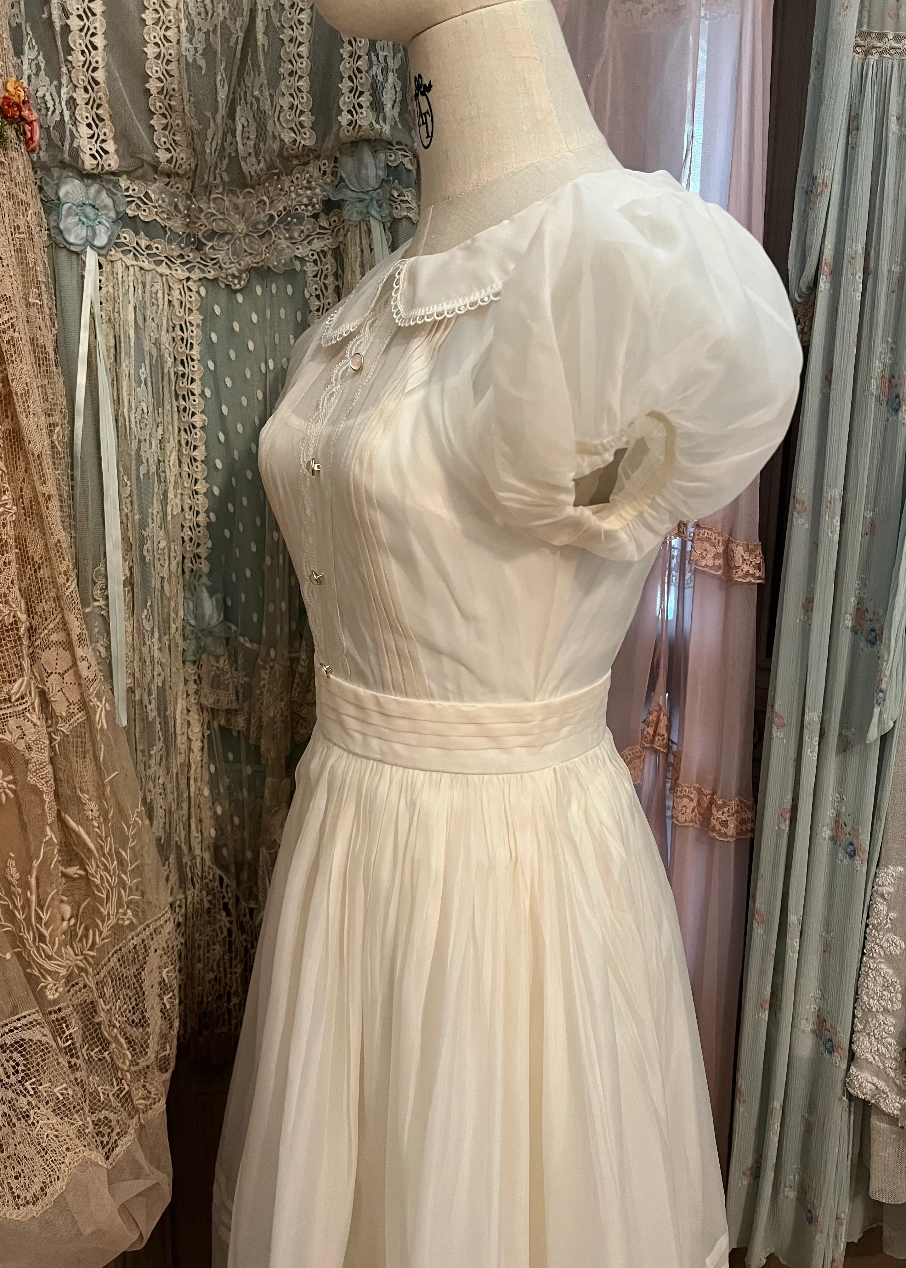 White jade dress - Image 10