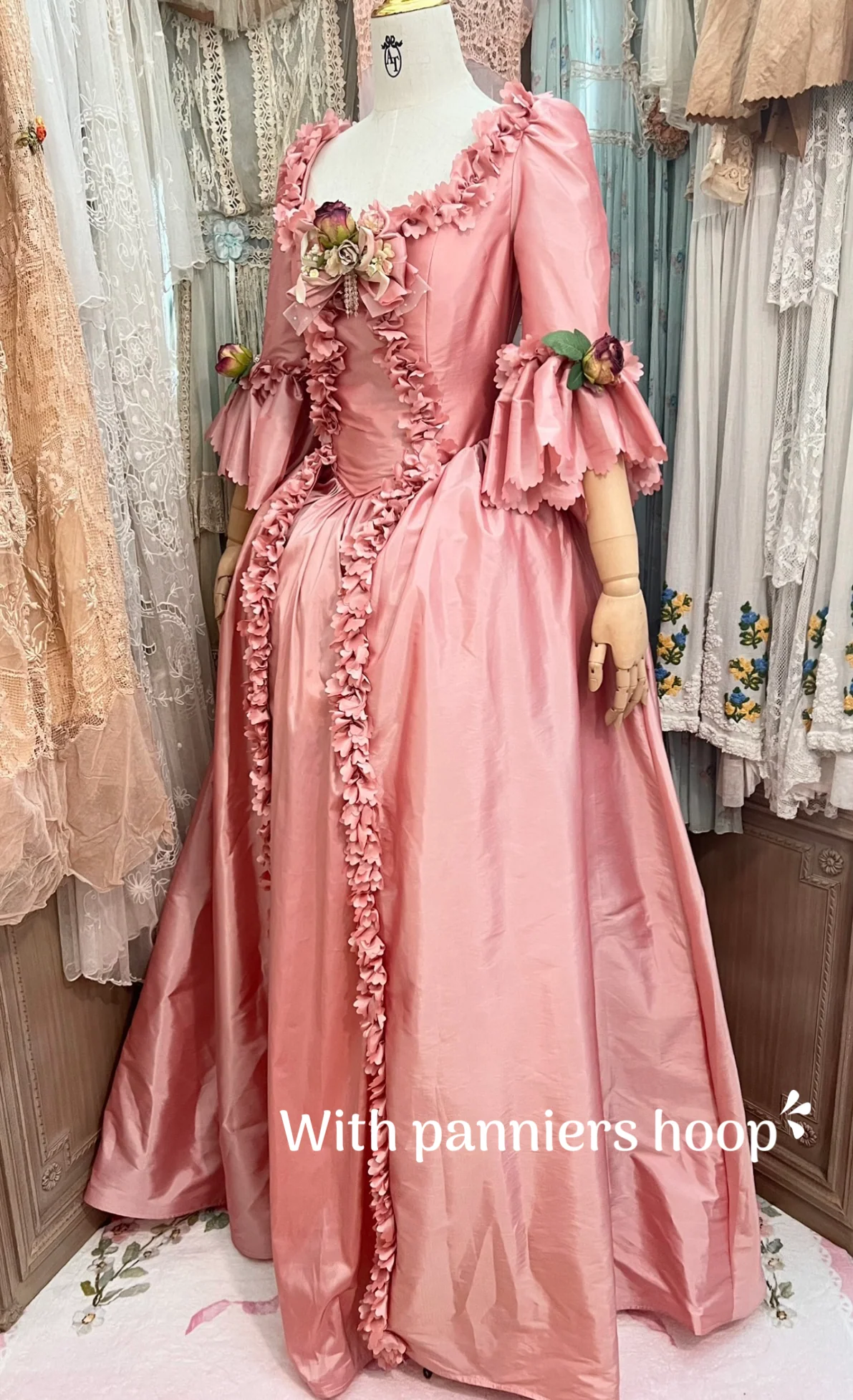 Marie Antoinette gown - Image 52