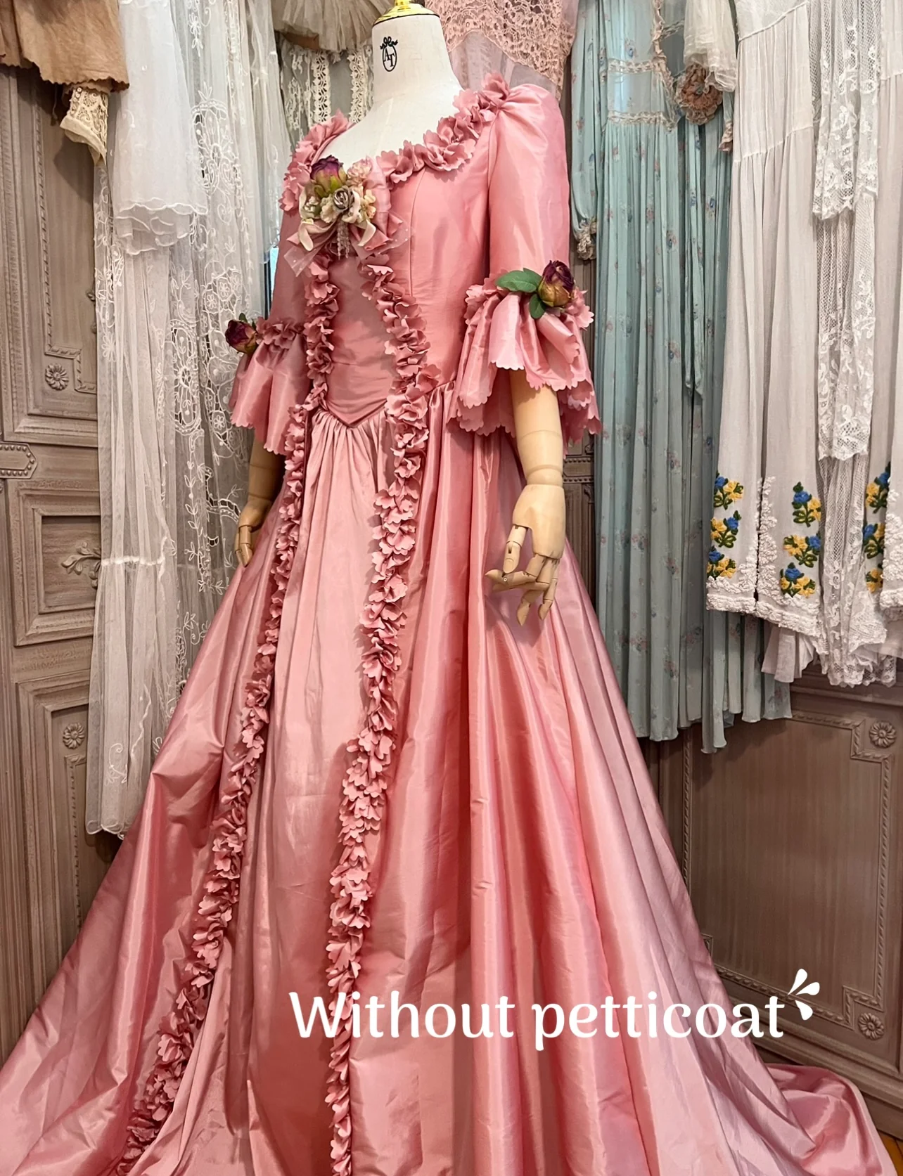 Marie Antoinette gown - Image 55
