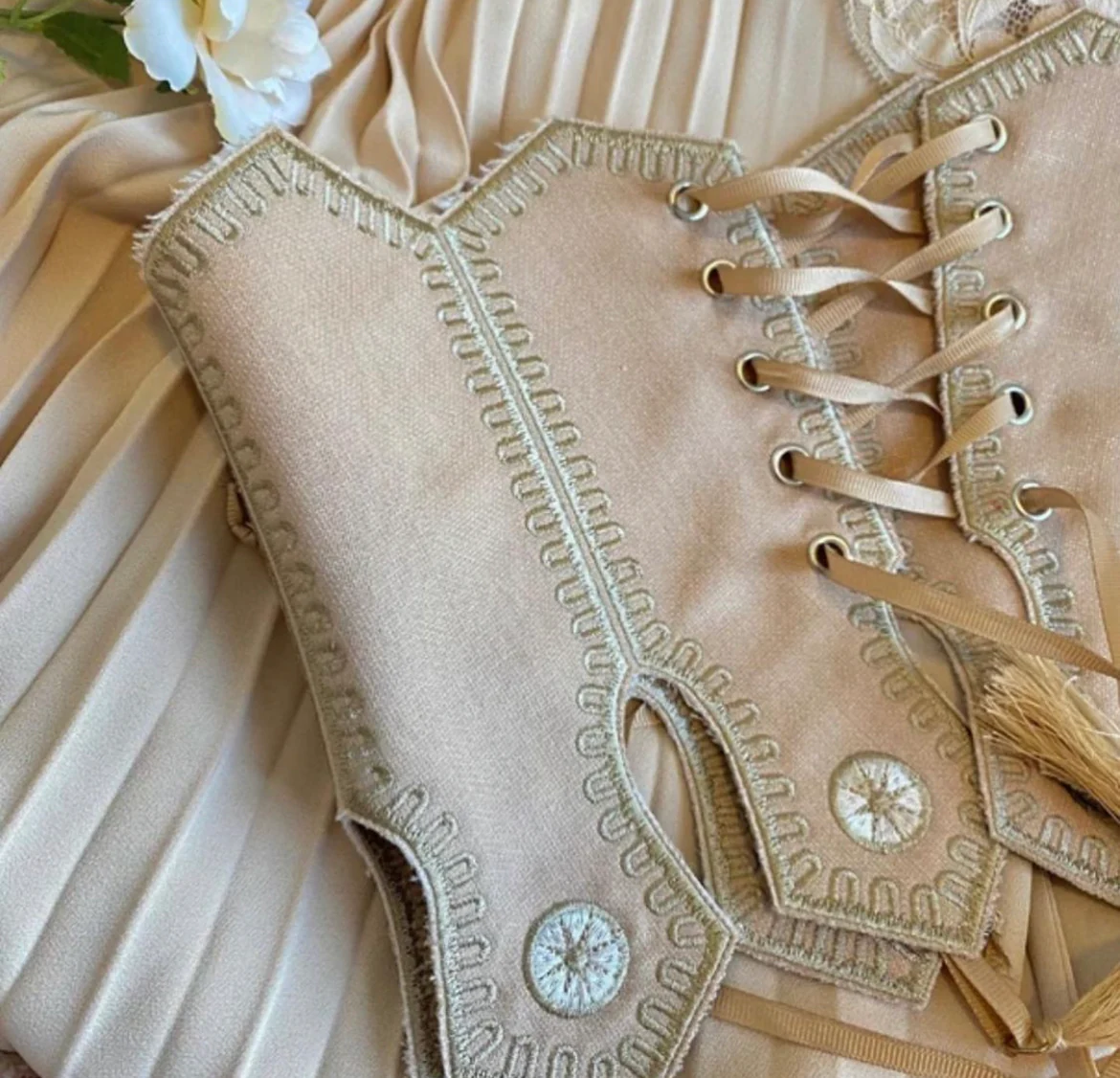 Medieval princess underbust corset set - Image 7