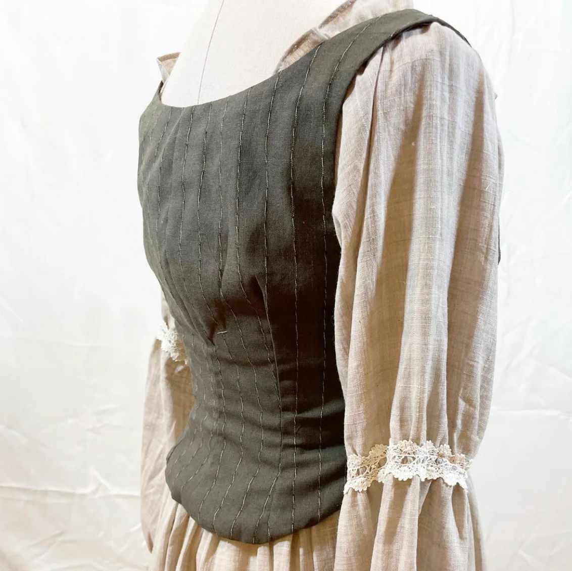 Peasant ensemble (including corset and dress) - Image 8