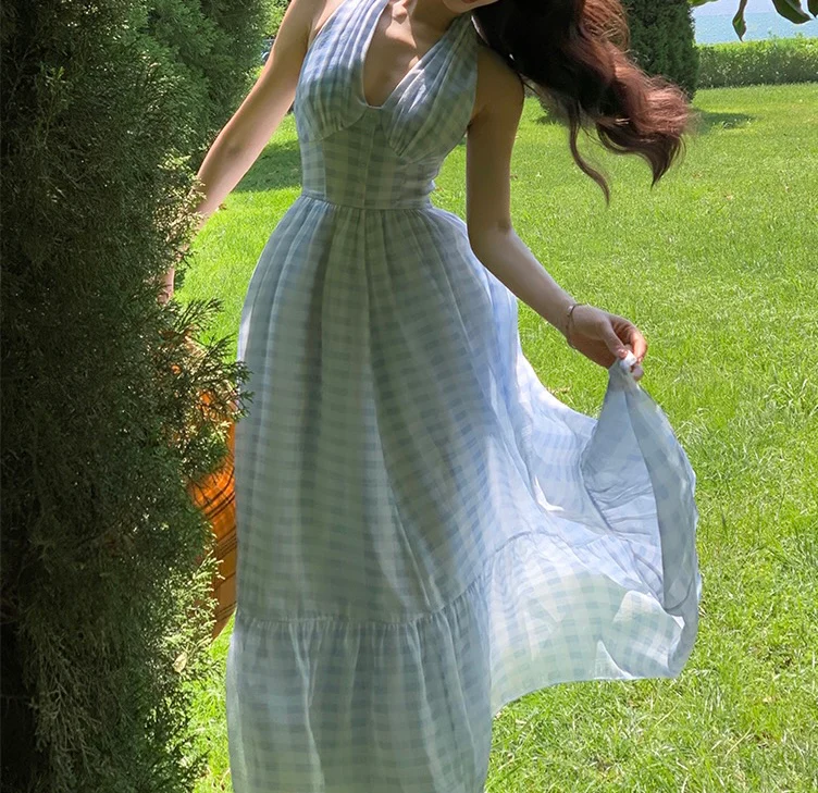 Plaid picnic dress - Image 17
