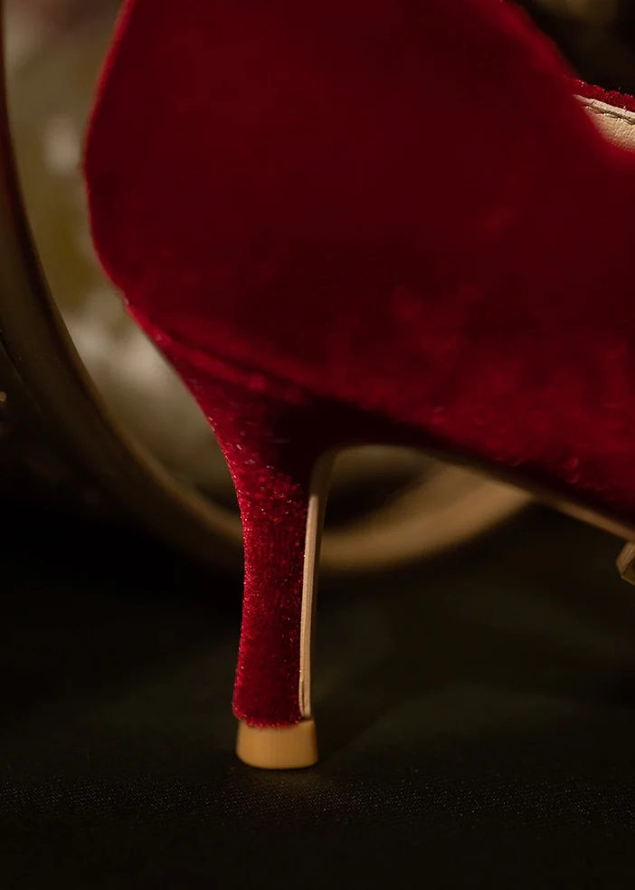 Poinsettia shoes - Image 9