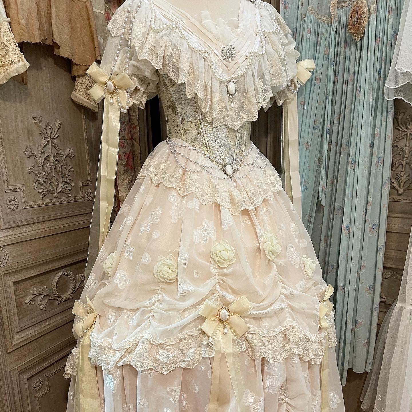 Princess diary gown - Image 19