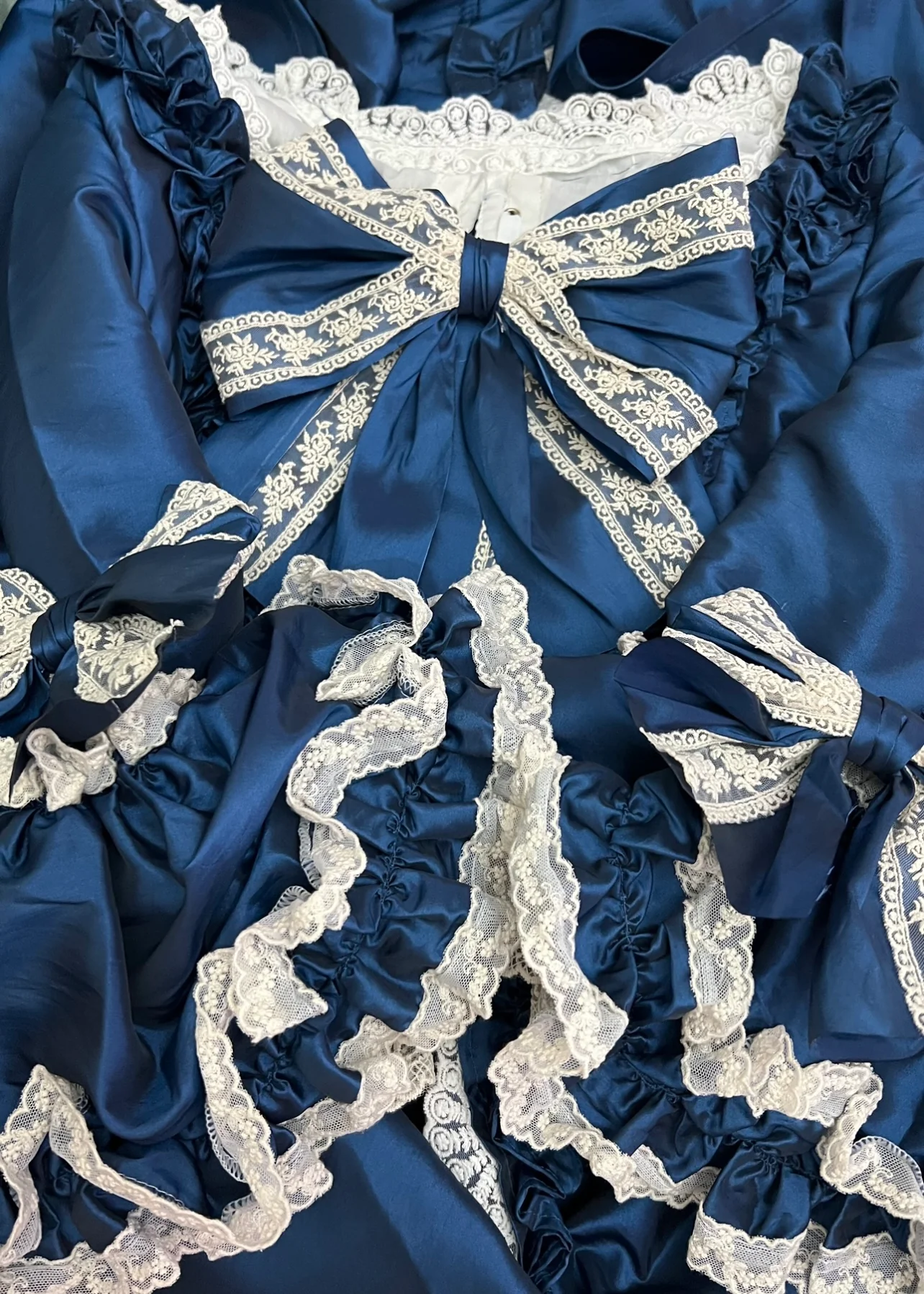 Versailles Robe à la française - Image 13