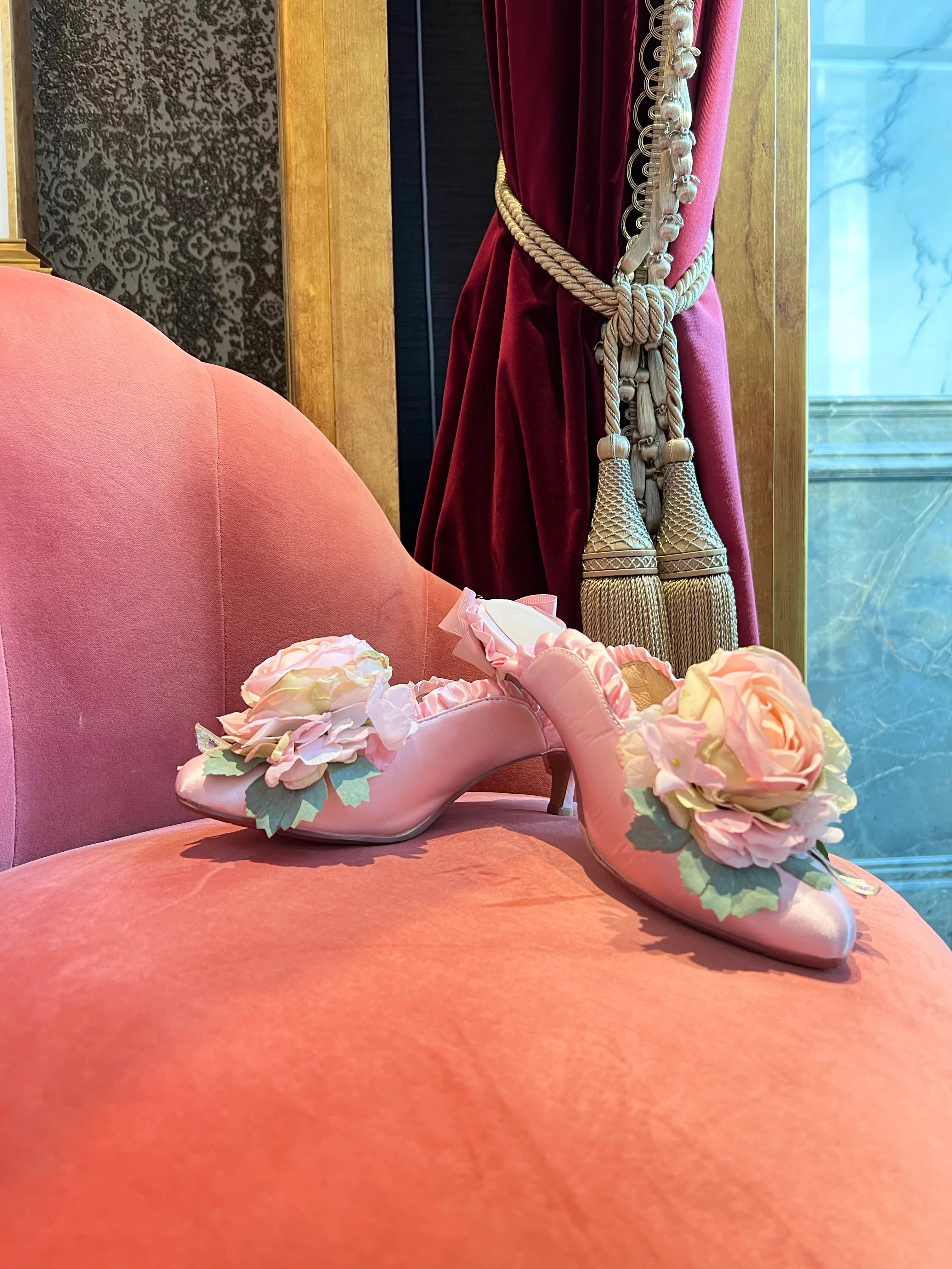 Rococo Revival Chausssures - Image 17