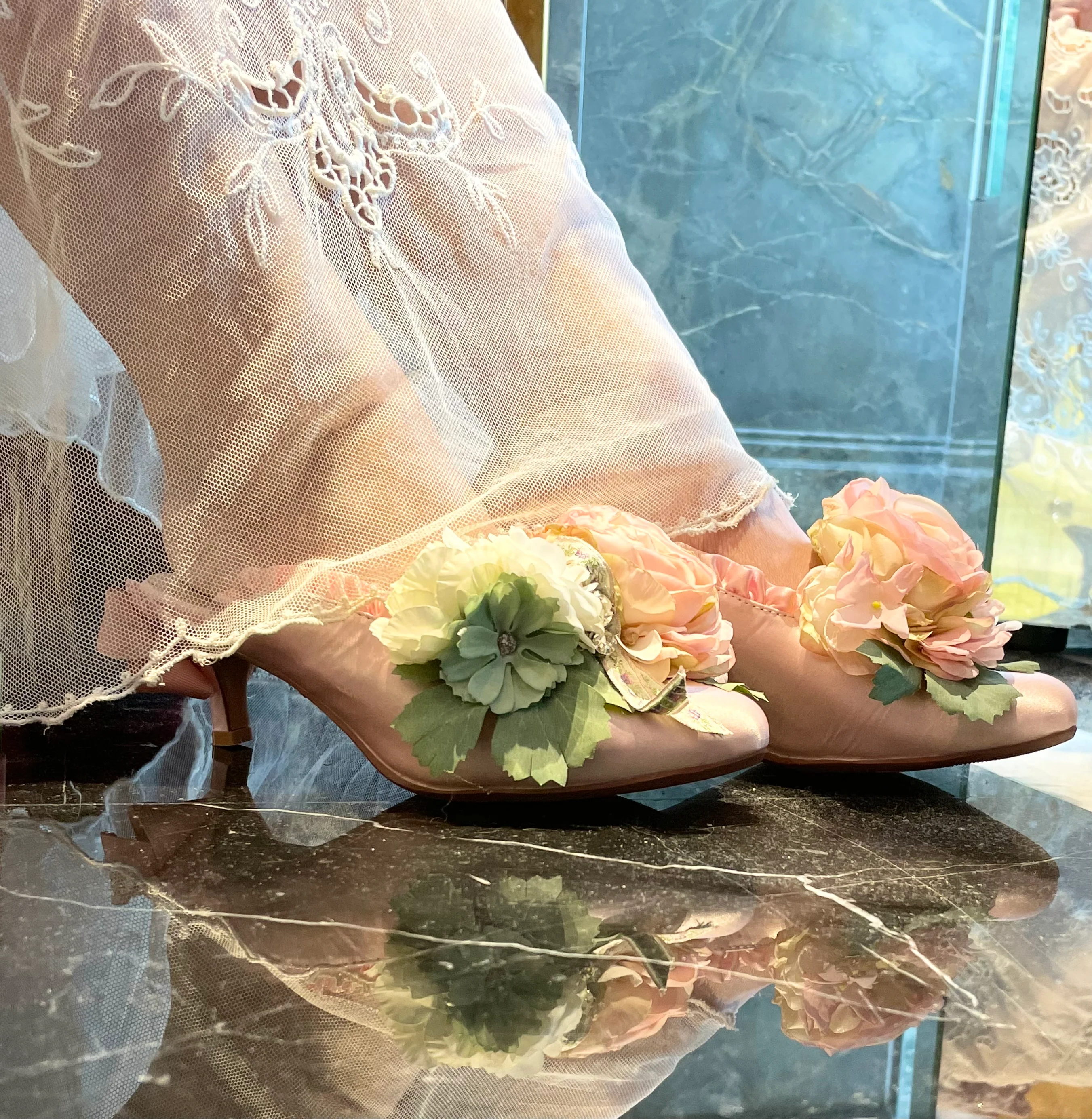 Rococo Revival Chausssures - Image 8