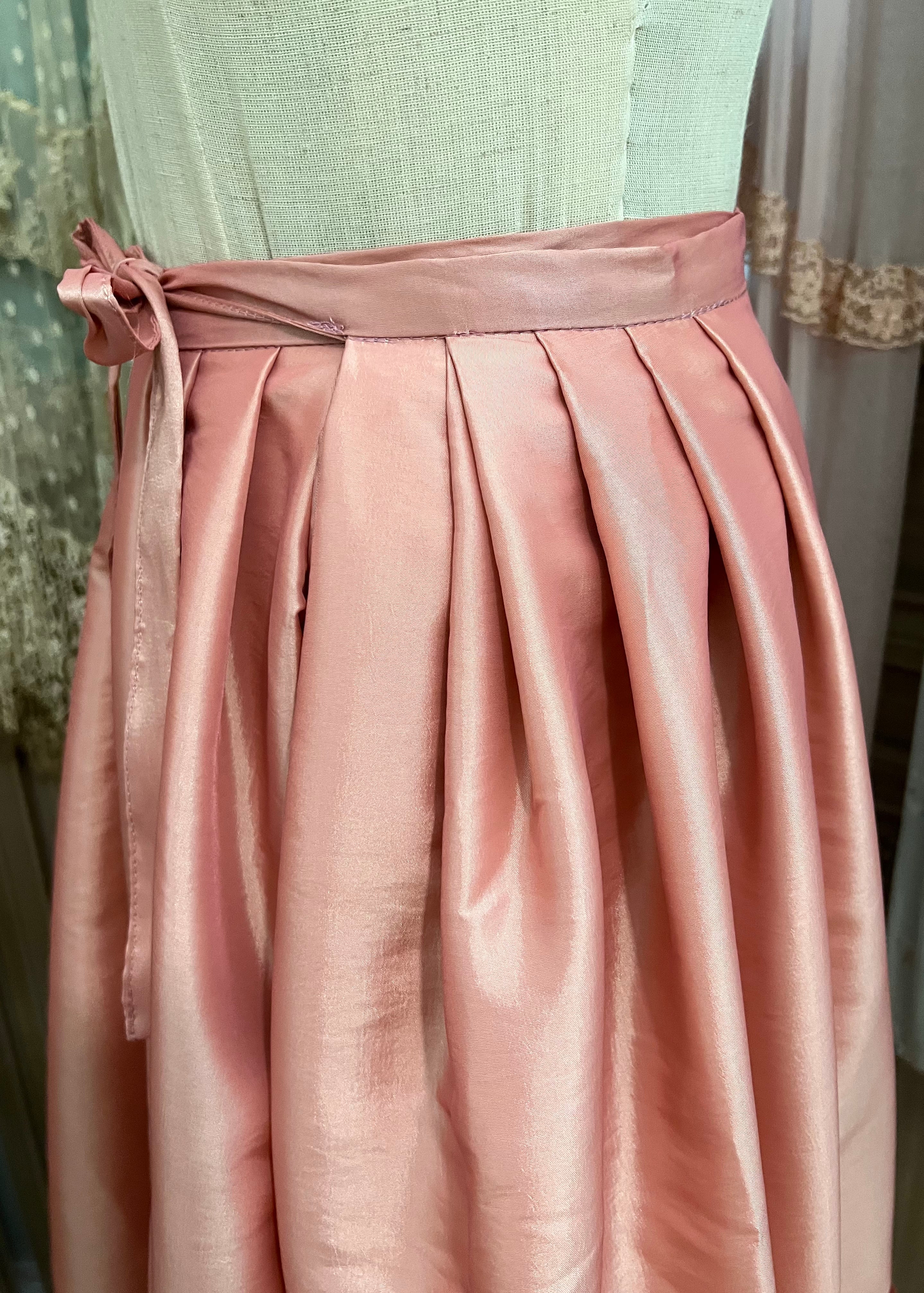 The Duchess Gown - Image 19