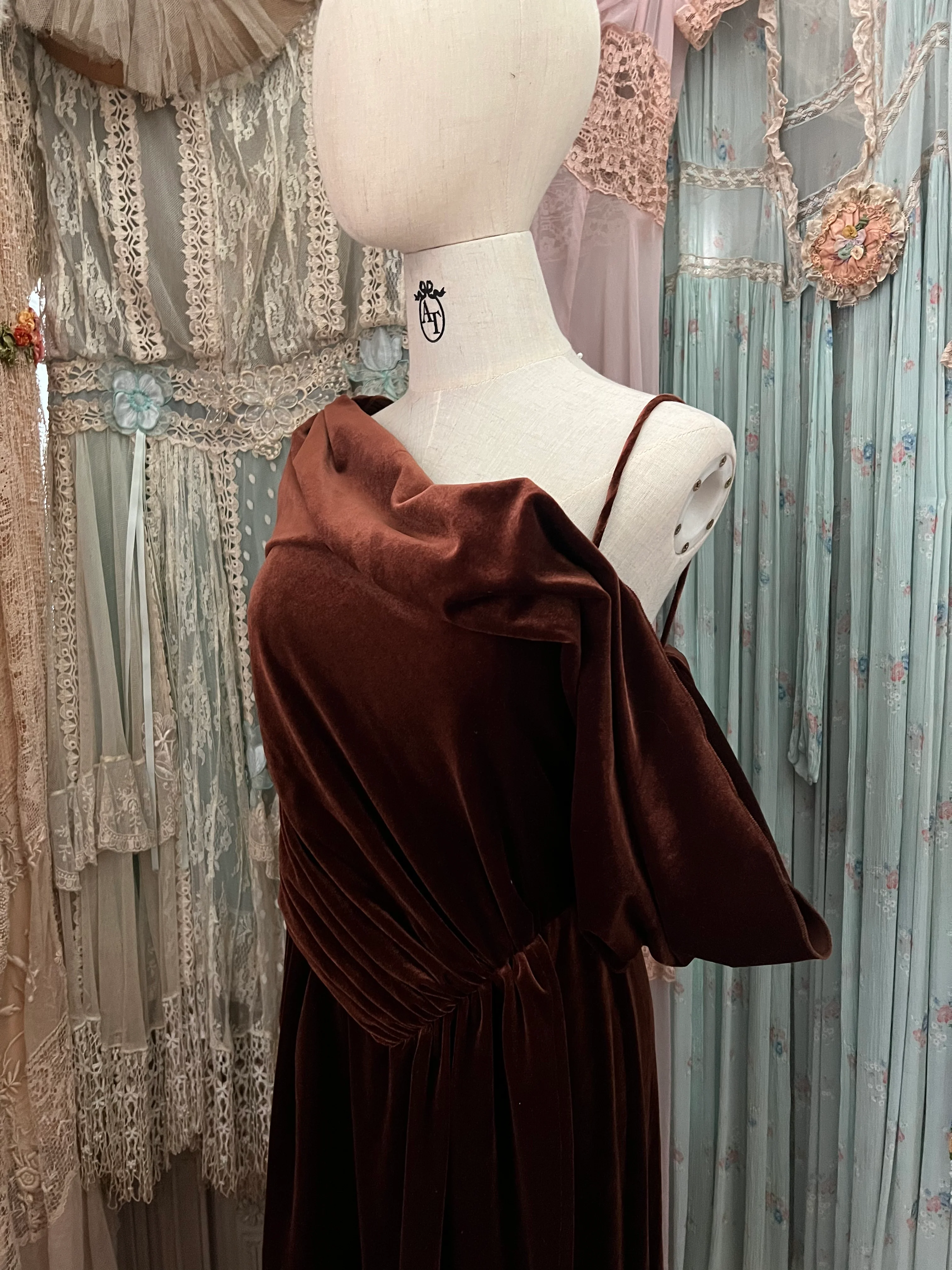 Venus dress - Image 10