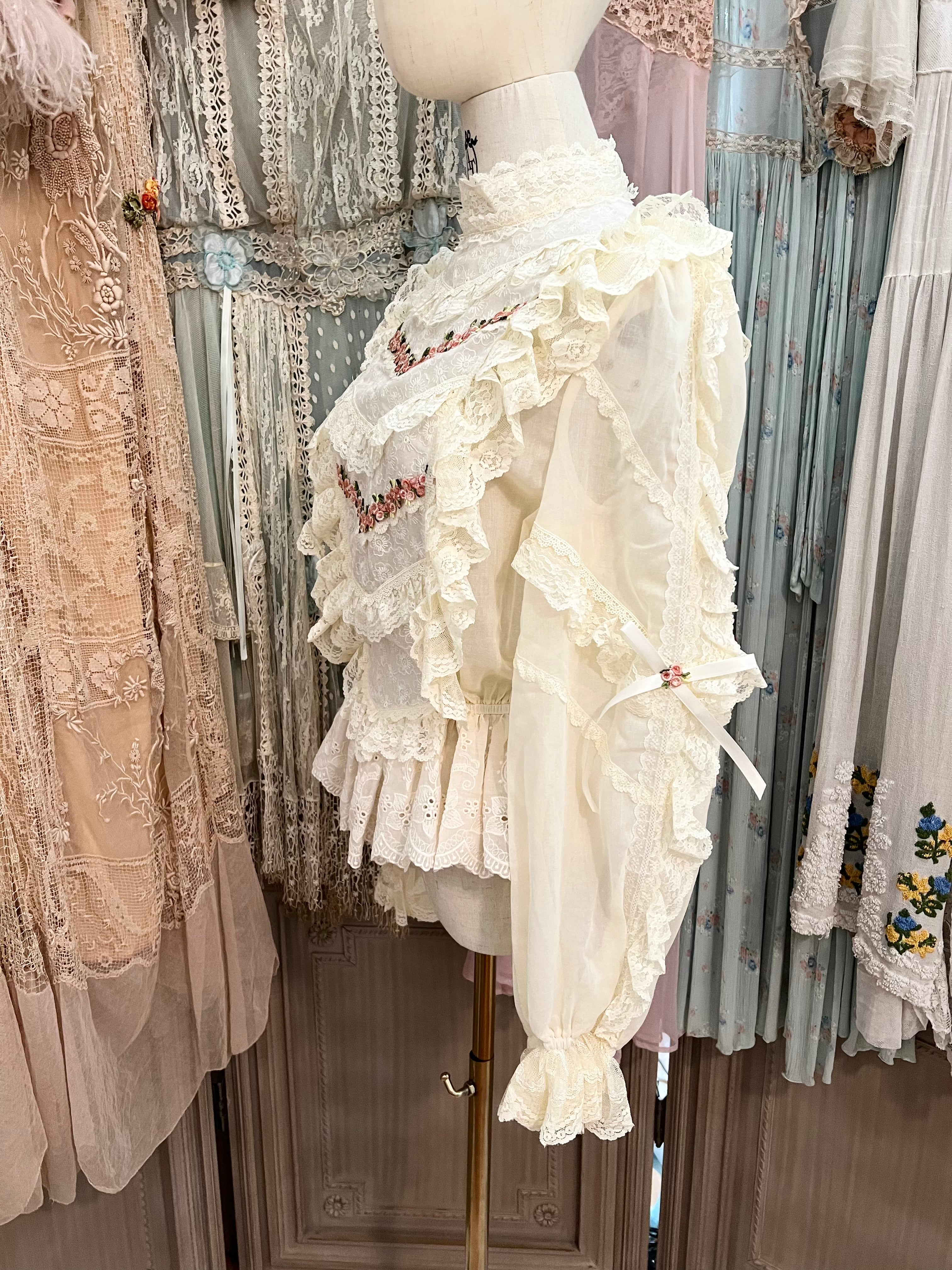 Victorian romance blouse - Image 3