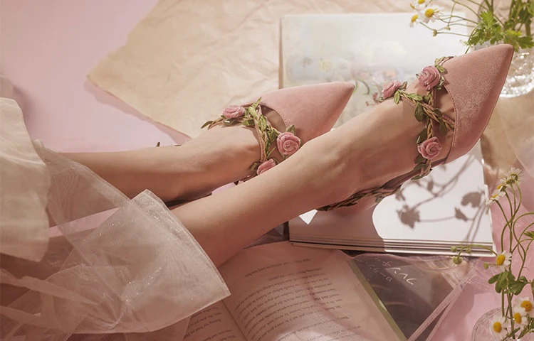 Vining roses shoes - Image 10